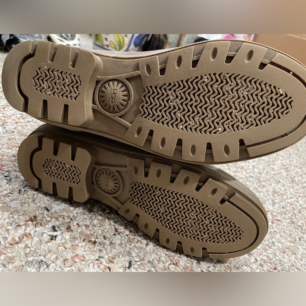 Ugg S/N 5700 Wallingford Gold Logo Rain Boots Tall Gem